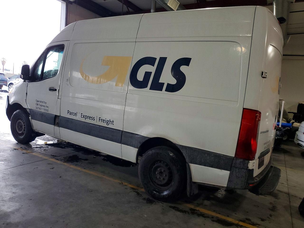 2020 Mercedes Benz Sprinter 2500 Delivery Van - Фото 2