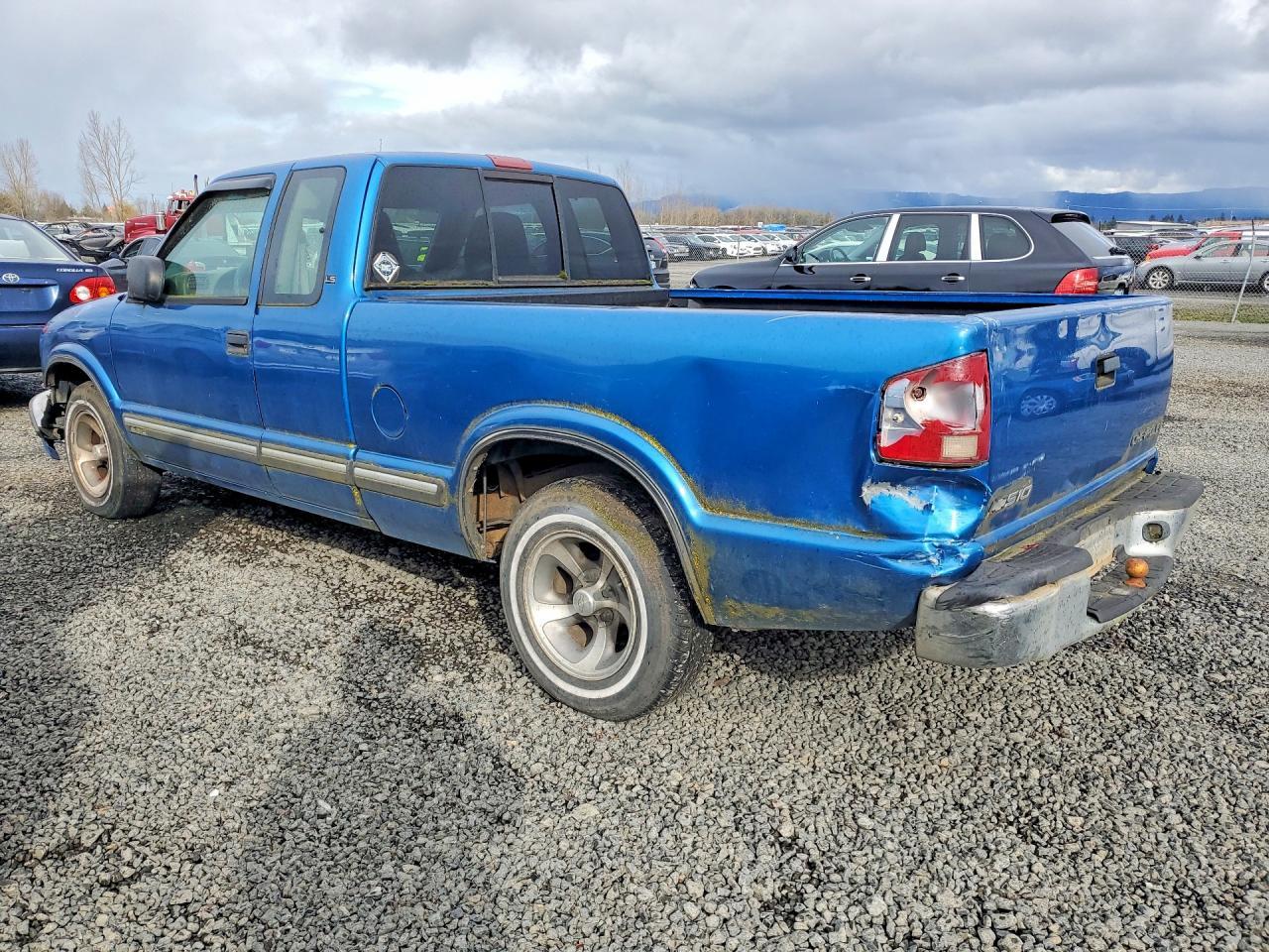 2000 Chevrolet S Truck S10 - Фото 2