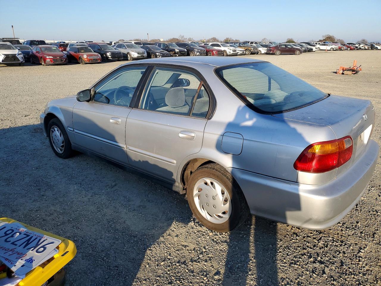 1999 Honda Civic Base - Image 2