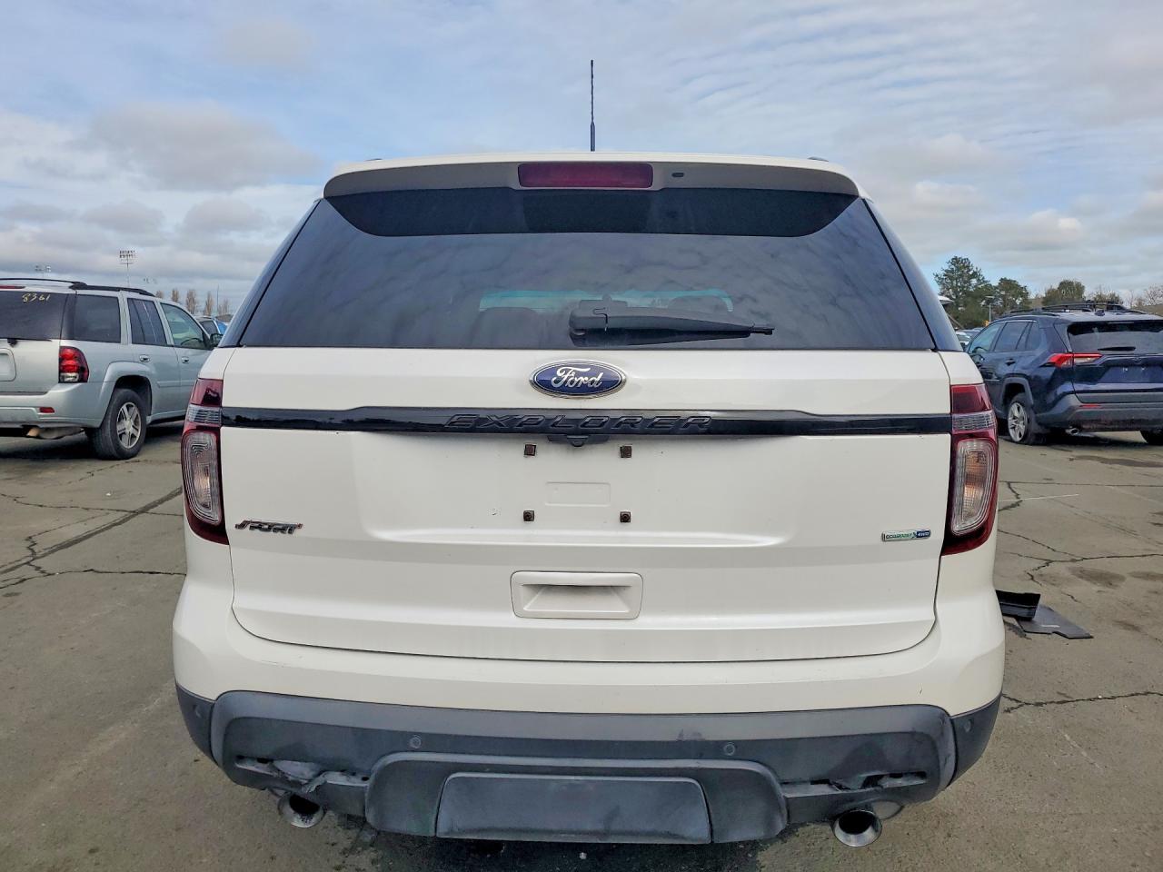 2014 Ford Explorer Sport - Image 6