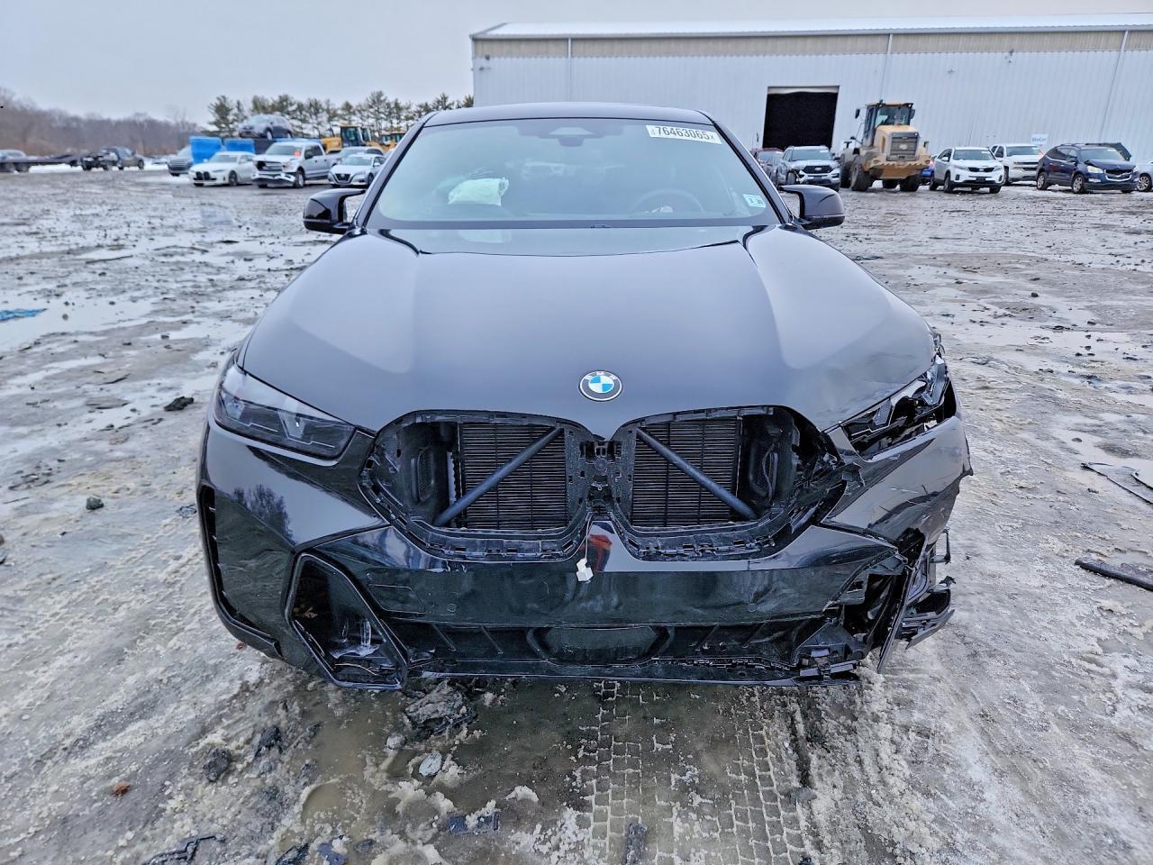 2025 BMW X6 M60I - Фото 5