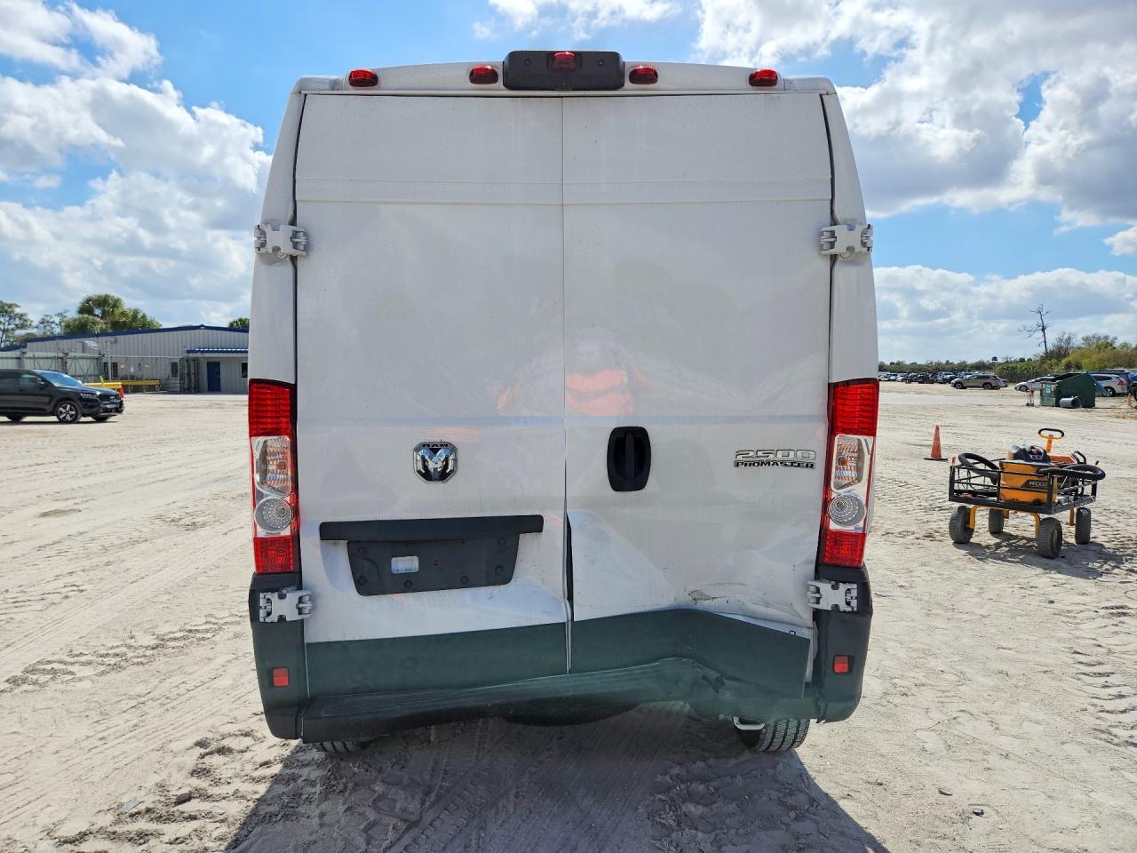 2025 Ram Promaster 2500 Delivery Van - Image 6