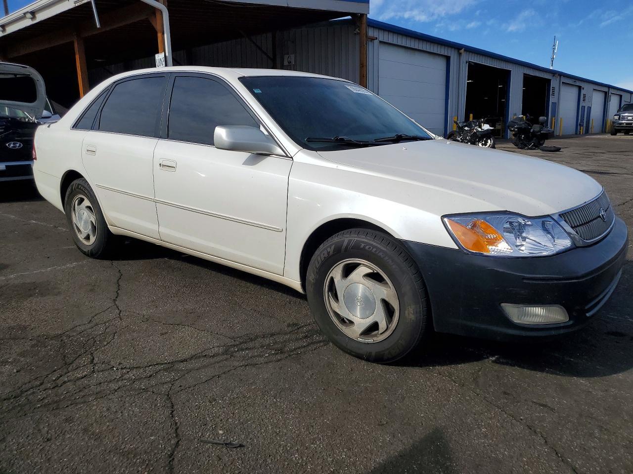 2001 Toyota Alavon - Фото 4