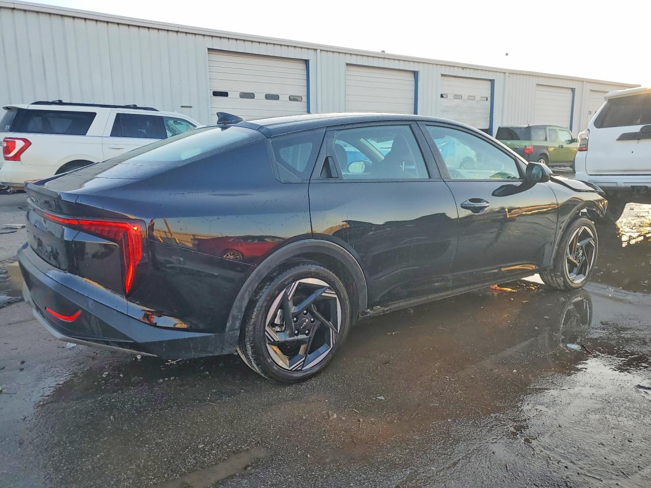 2025 Kia K4 Ex - Фото 3