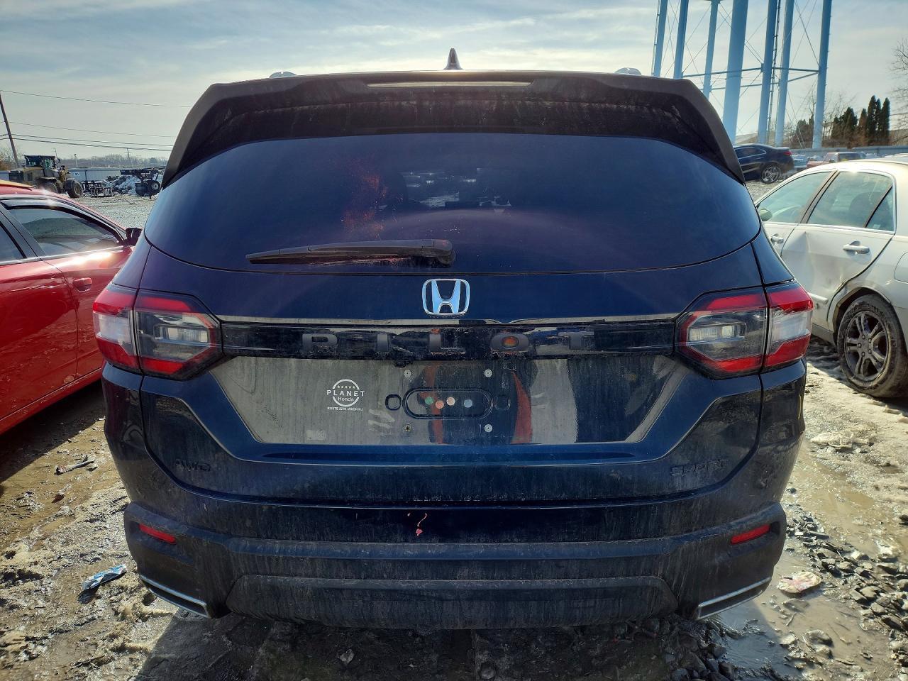 2023 Honda Pilot Sport - Image 6