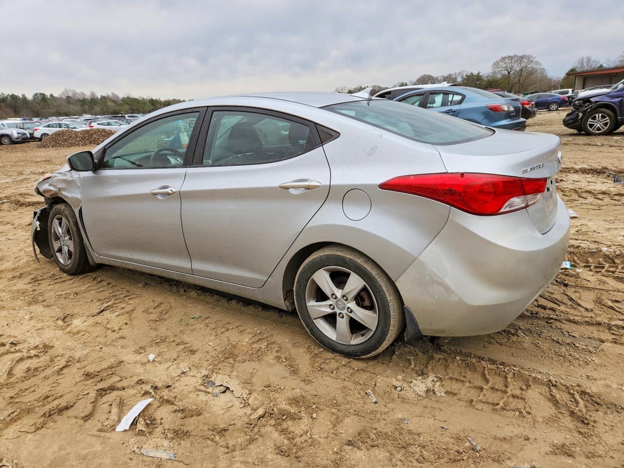 2012 Hyundai Elantra Gls - Image 2