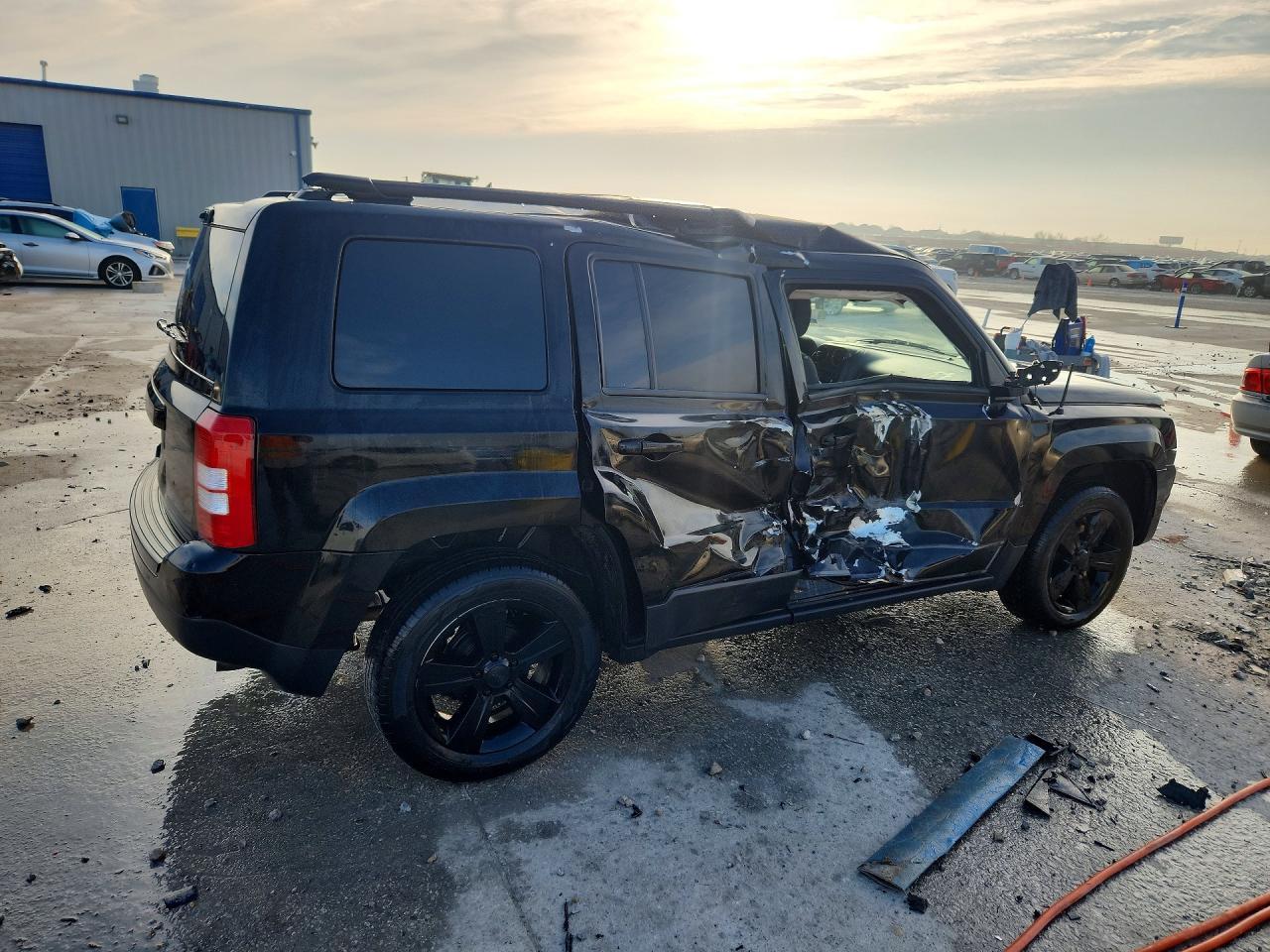 2016 Jeep Patriot Latitude - Фото 3