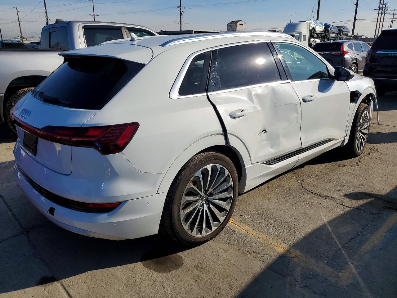 2019 Audi E-Tron Prestige - Фото 3