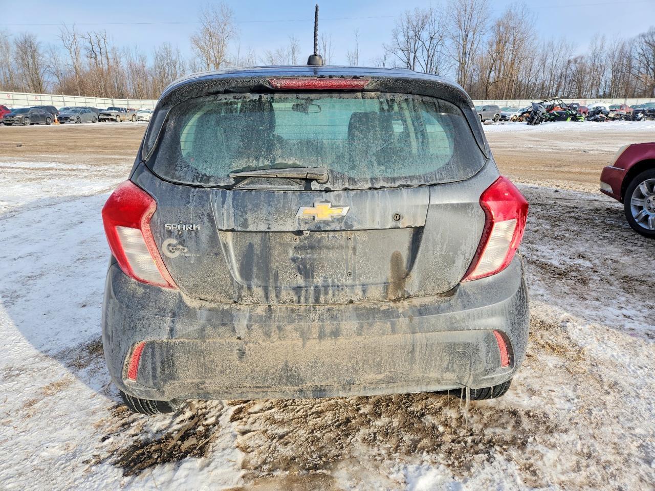 2020 Chevrolet Spark Ls - Фото 6