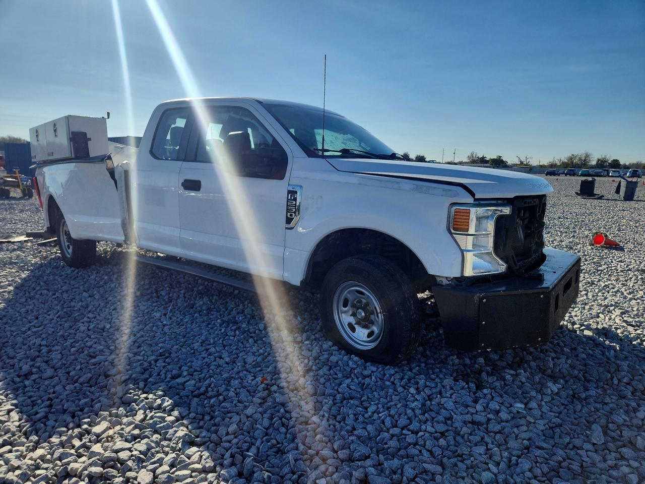 2022 Ford F250 Super Duty - Фото 4