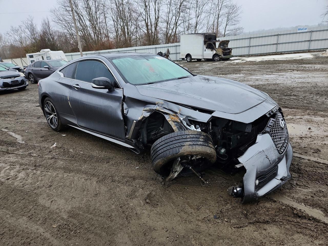 2017 Infiniti Q60 Premium - Фото 4