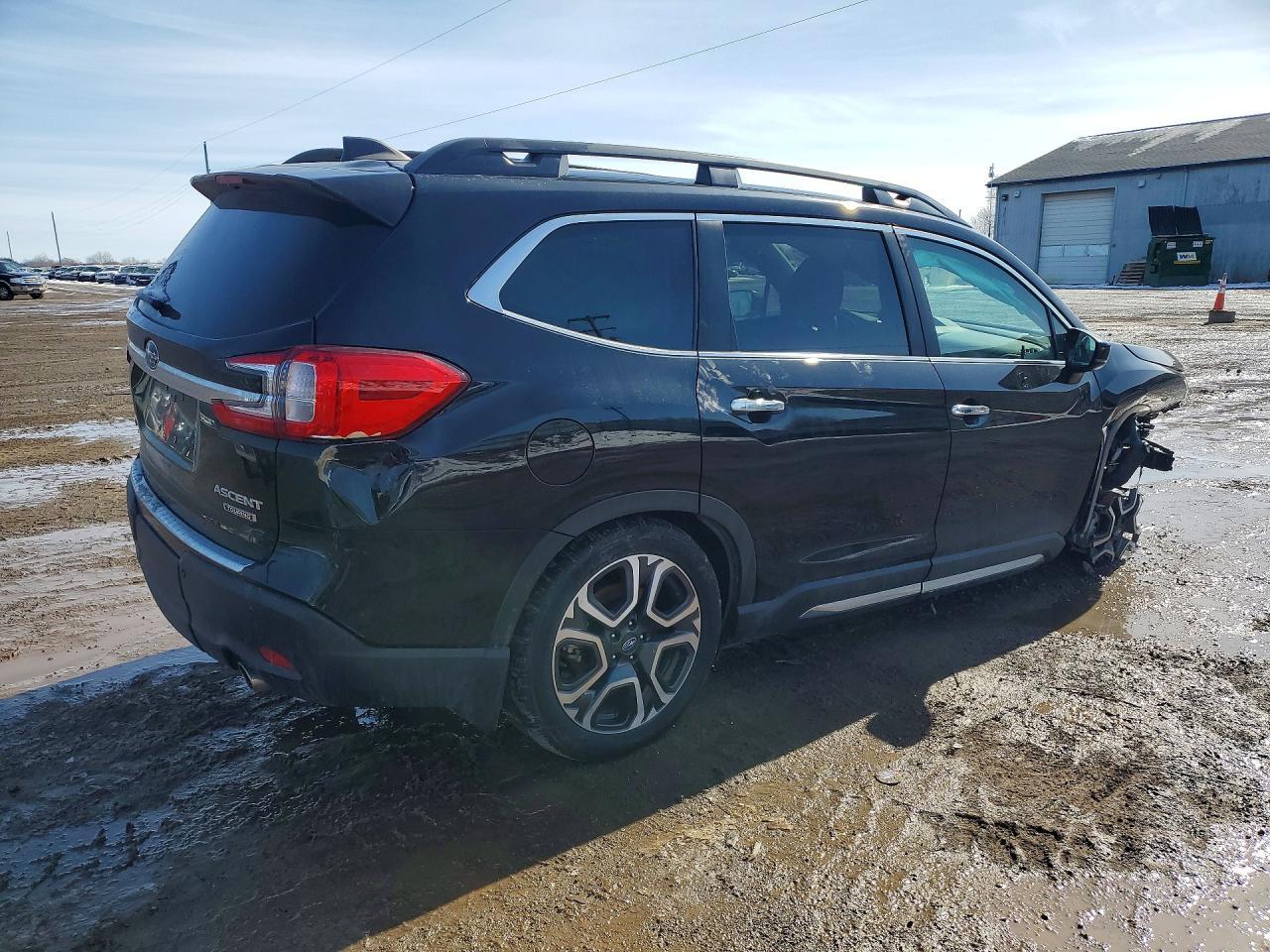 2025 Subaru Ascent Touring - Image 3
