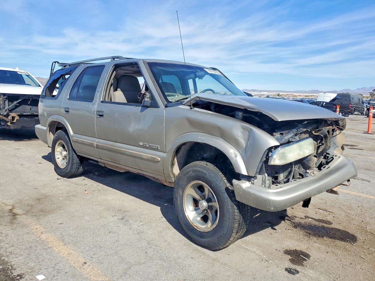 2004 Chevrolet Blazer - Фото 4