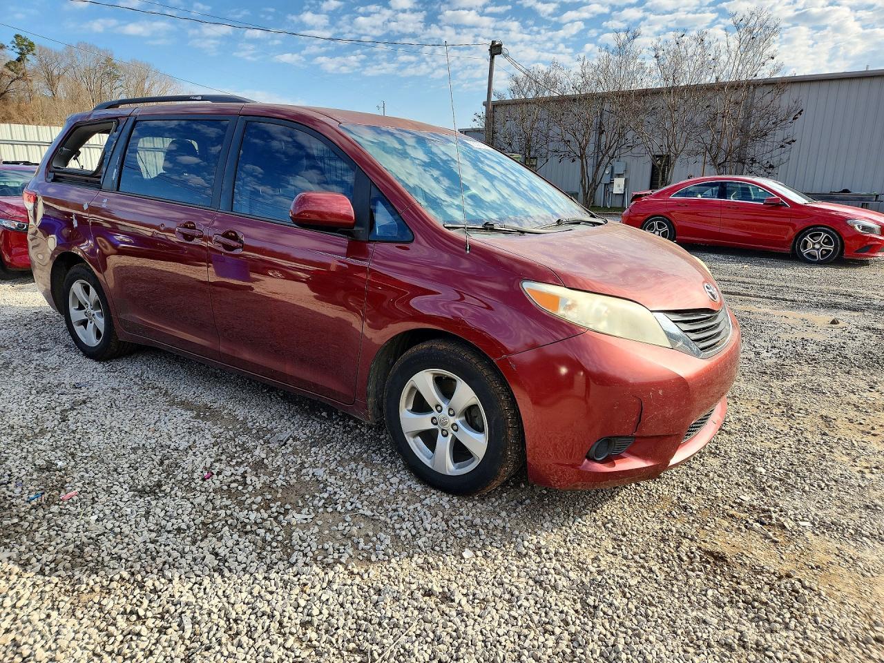2013 Toyota Sienna Le - Фото 4