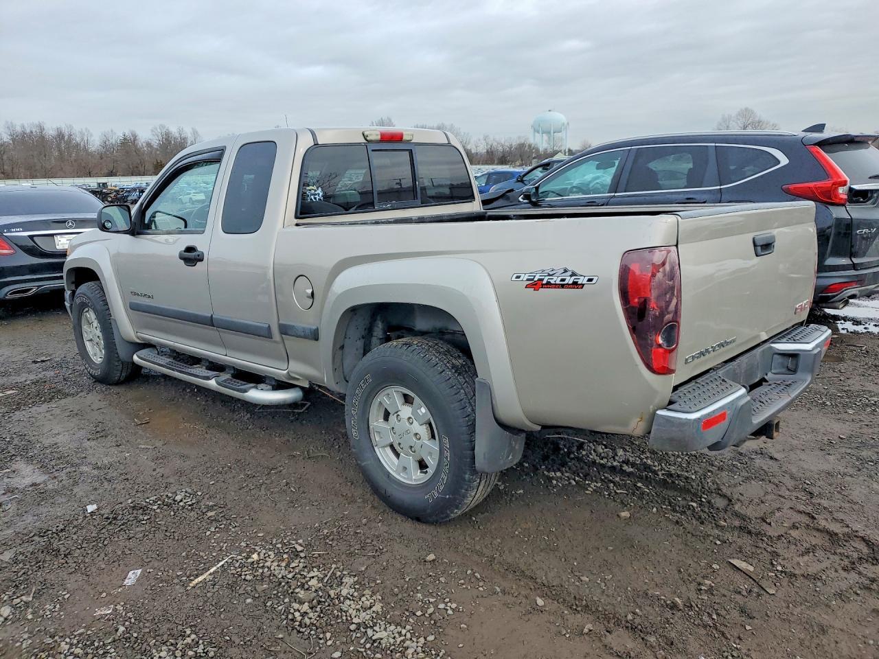 2005 GMC Canyon - Фото 2