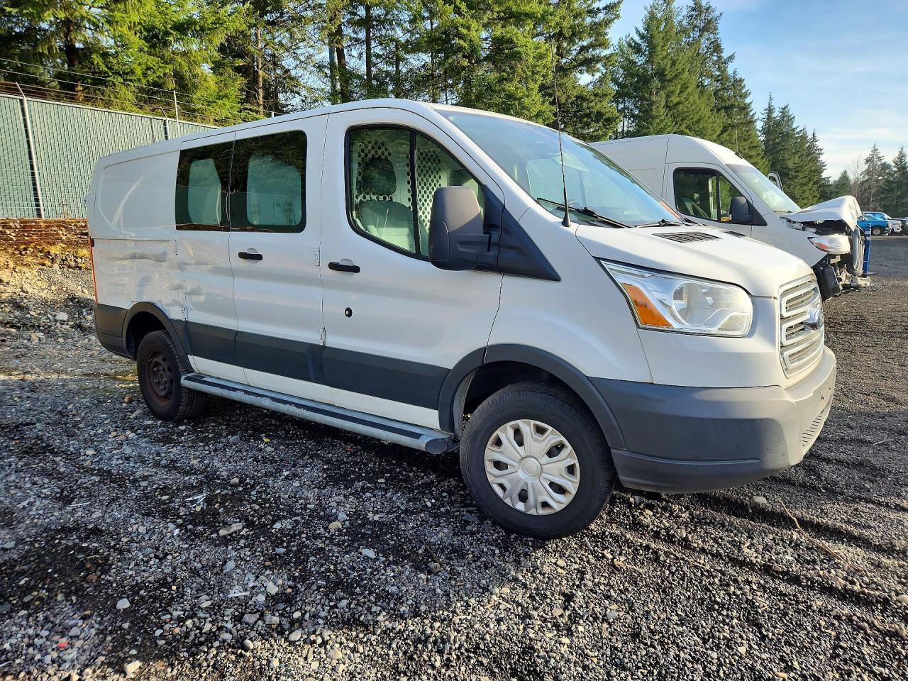 2016 Ford Transit 250 Delivery Van - Фото 4