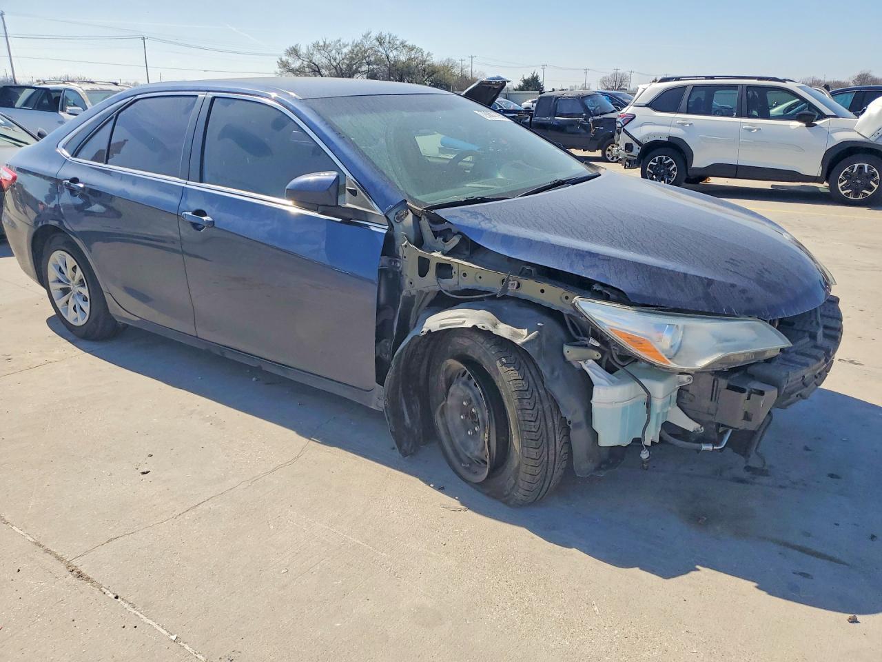 2017 Toyota Camry Le - Фото 4