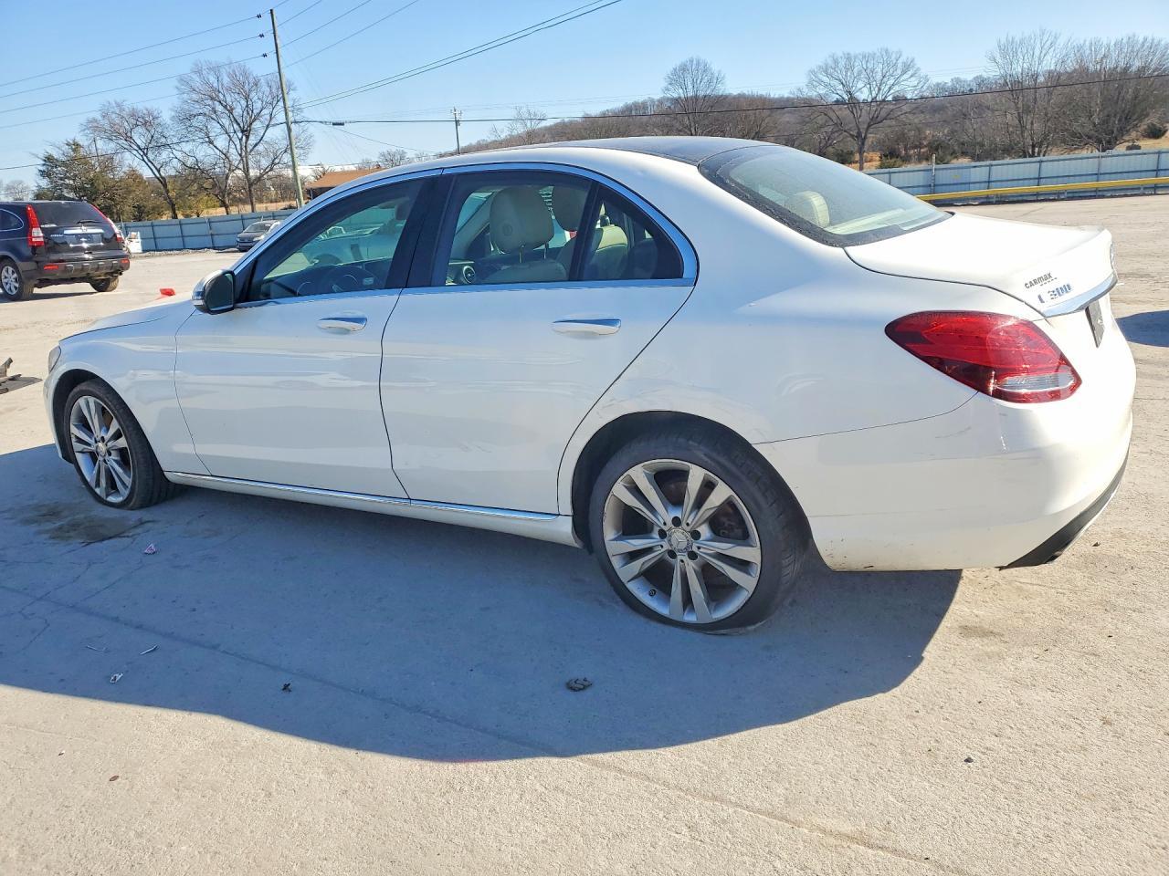 2017 Mercedes-Benz C 300 4Matic - Фото 2