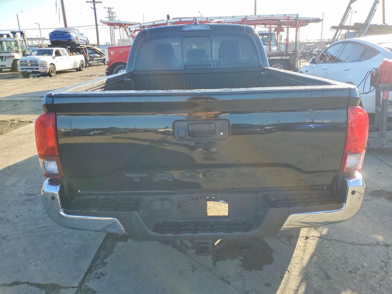 2023 Toyota Tacoma Double Cab - Фото 6