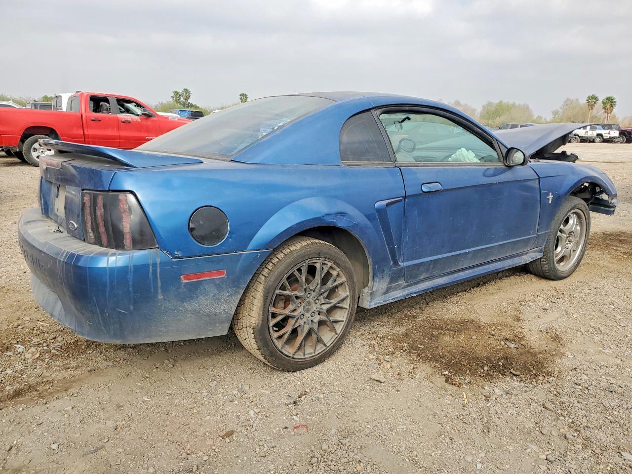 2000 Ford Mustang - Фото 3