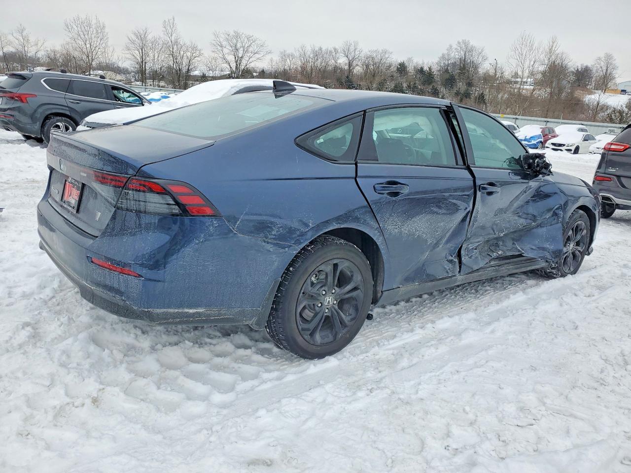 2025 Honda Accord Se - Фото 3