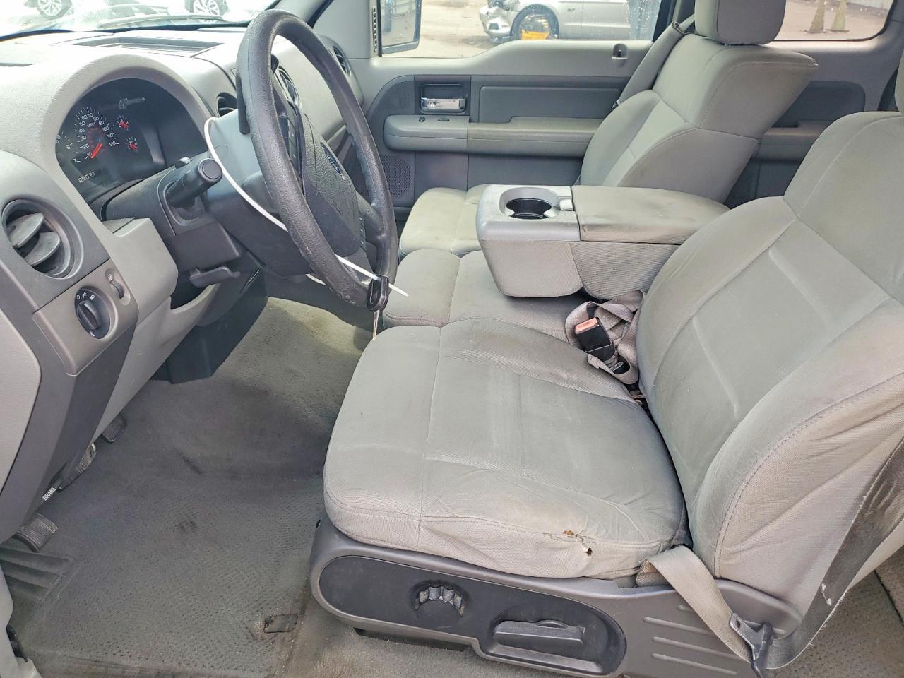 2008 Ford F150 - Image 7