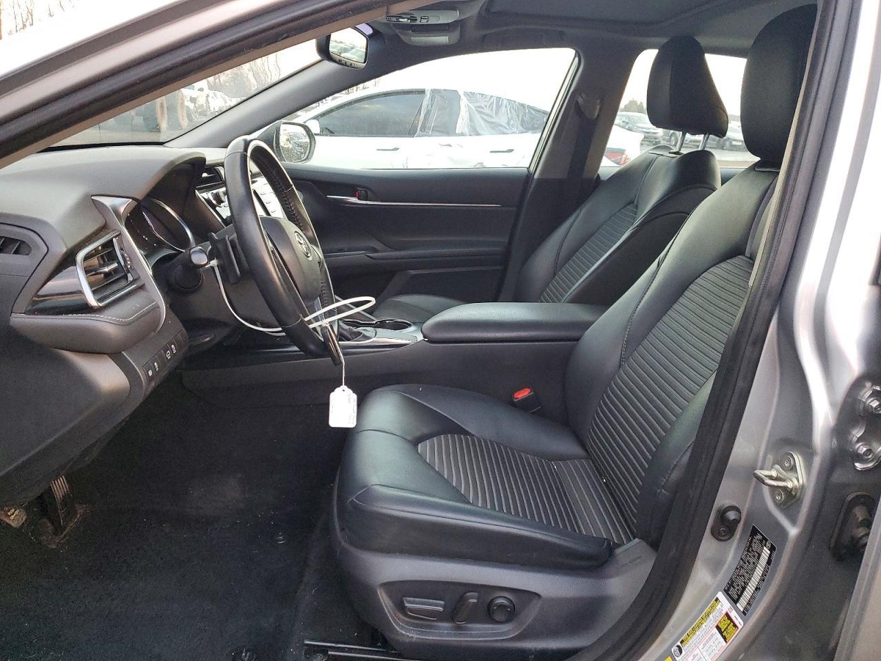 2019 Toyota Camry Se - Фото 7
