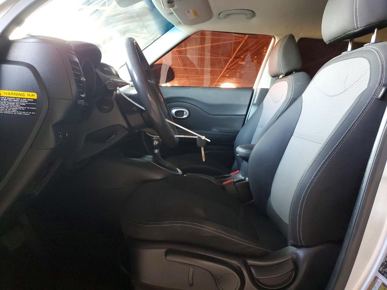 2017 Kia Soul + - Фото 7