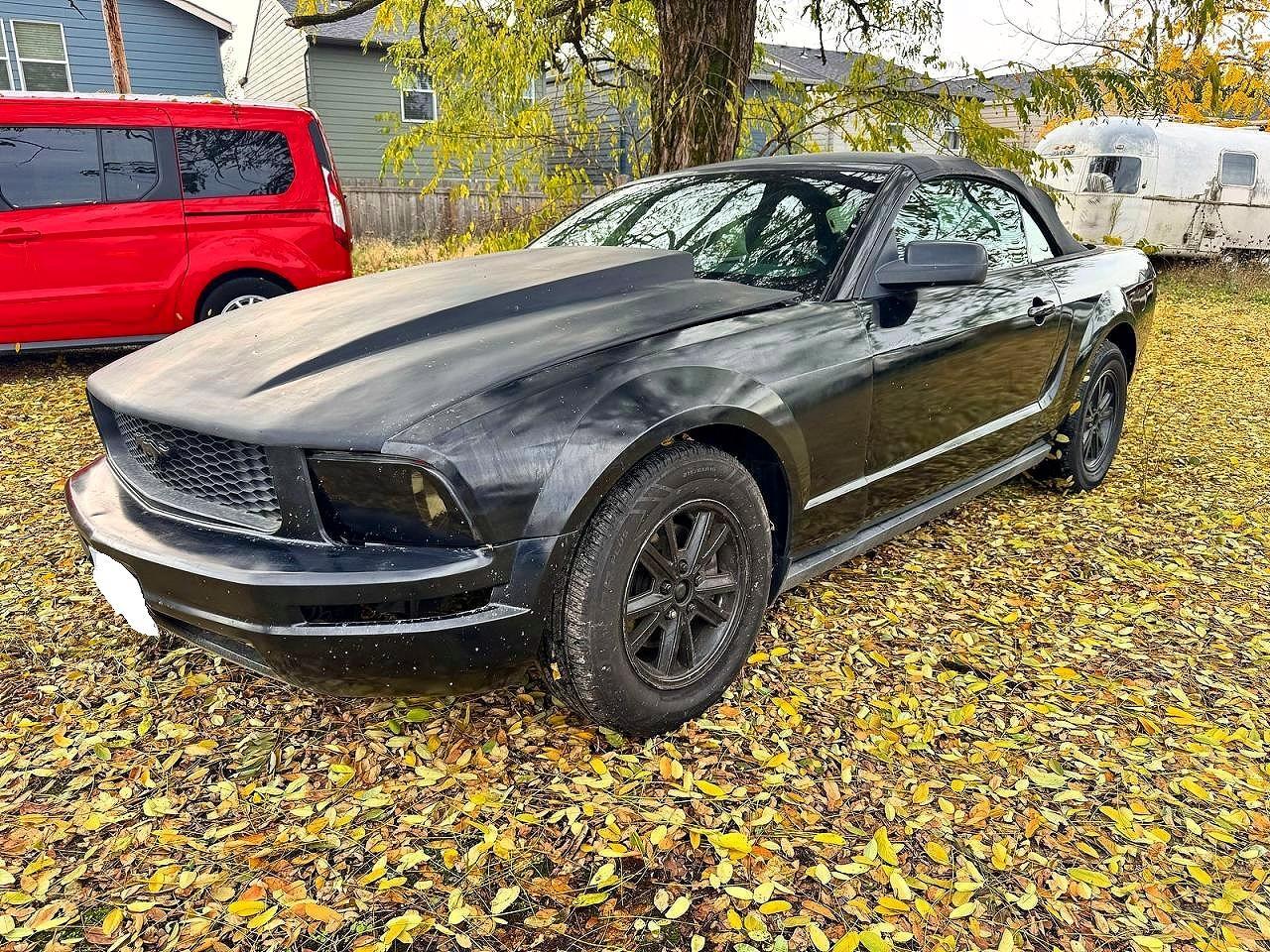 2006 Ford Mustang - Image 2