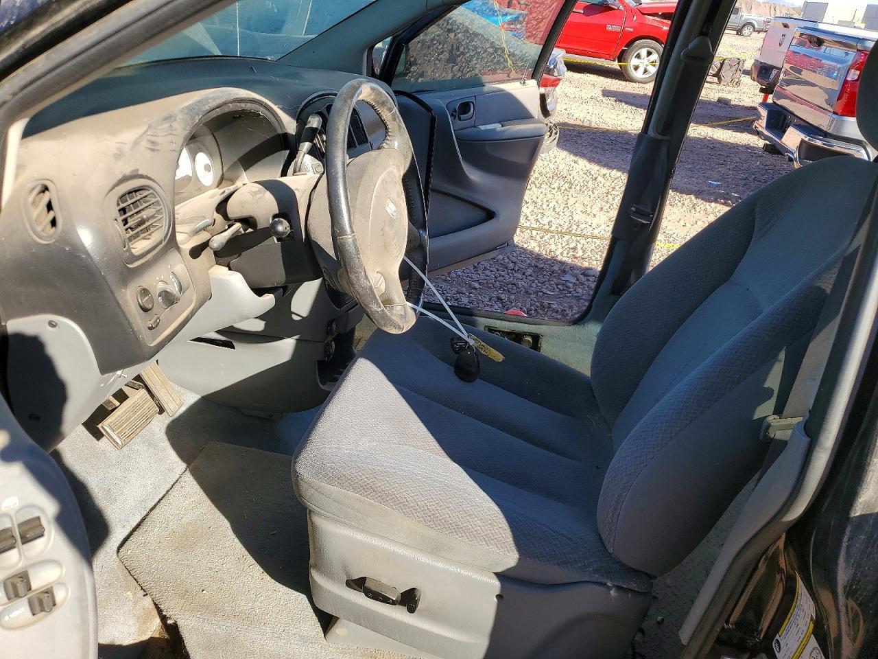 2005 Dodge Grand Caravan Sxt - Фото 7