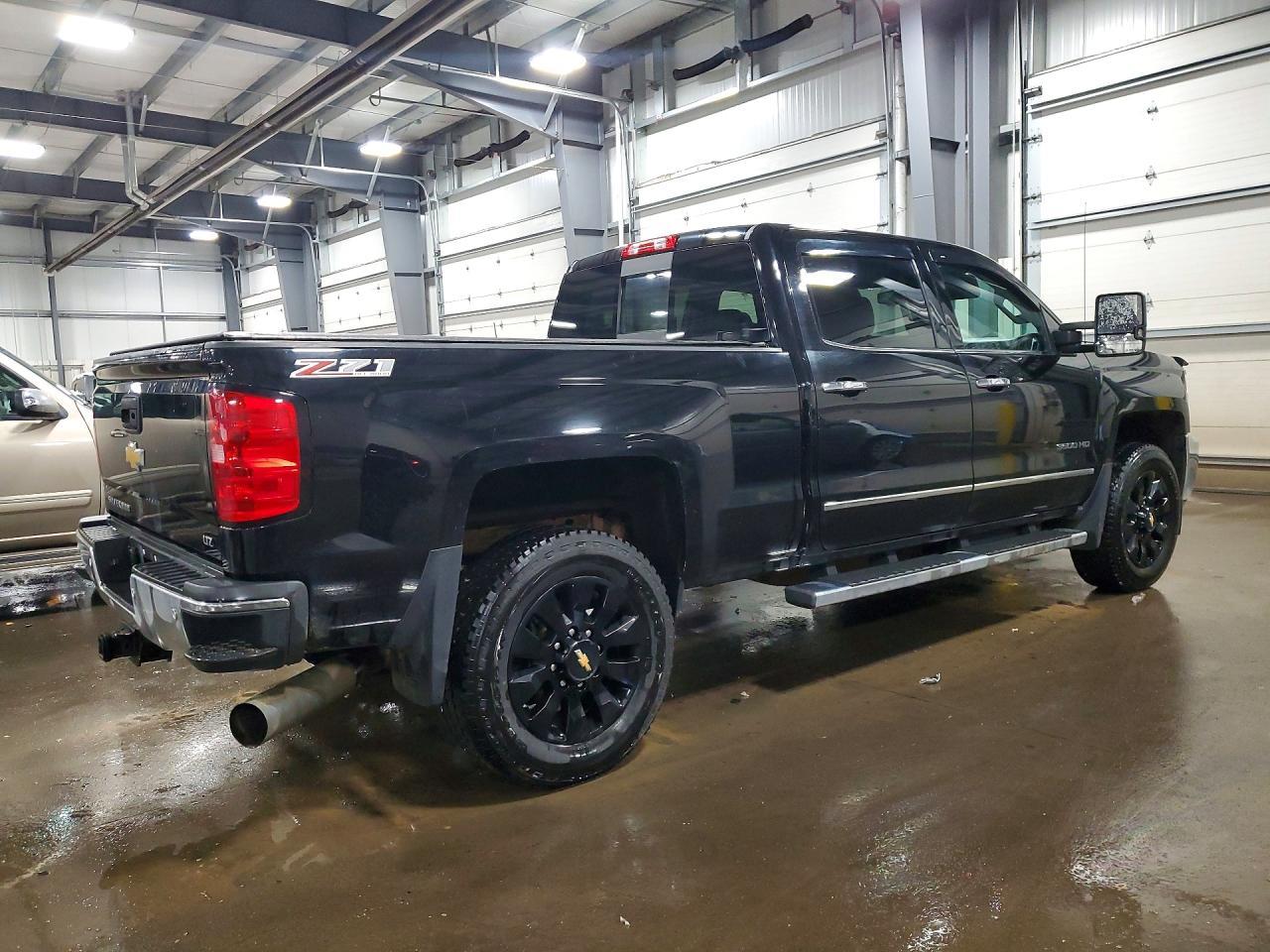 2015 Chevrolet Silverado K3500 Ltz - Фото 3
