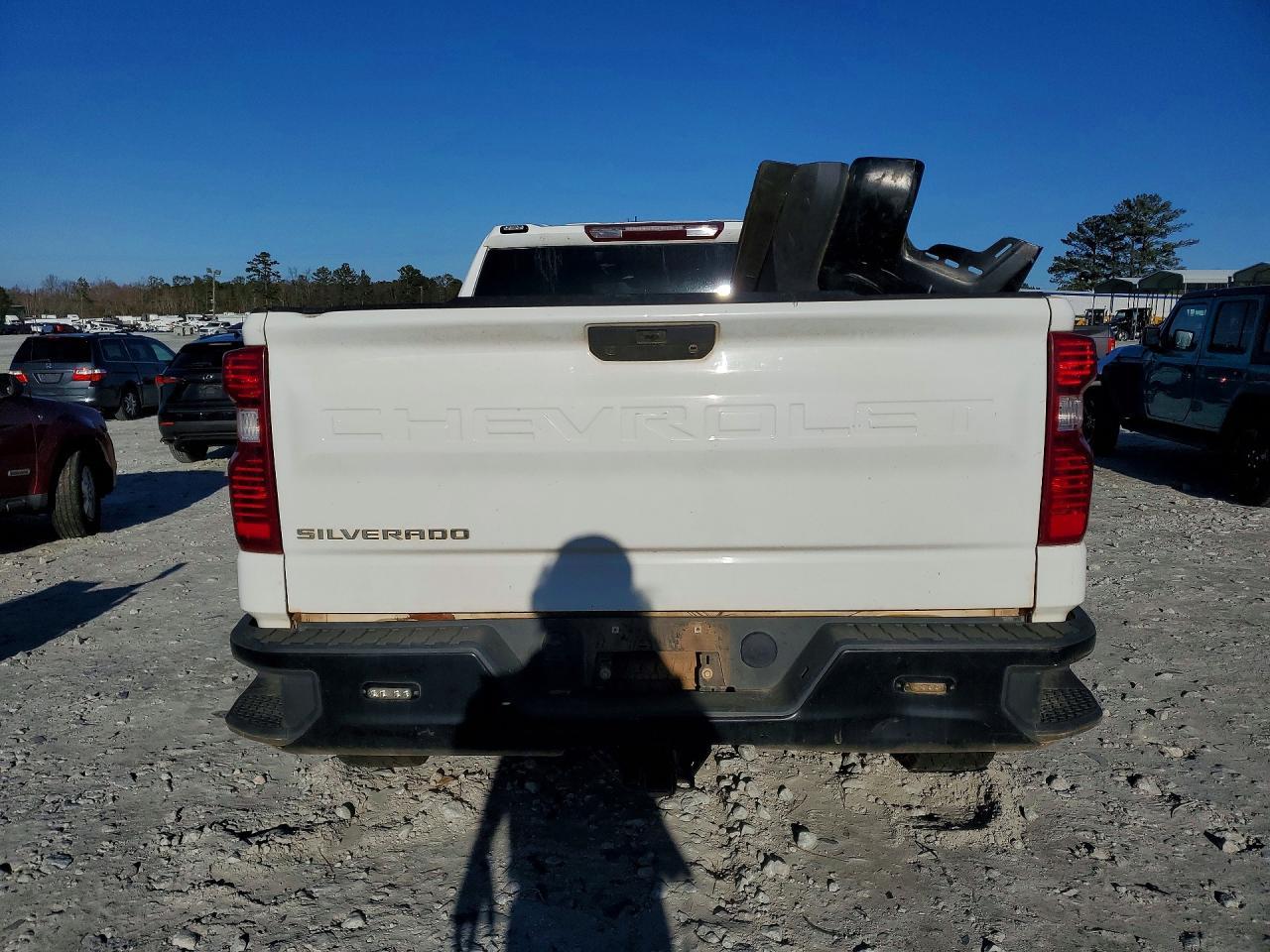 2021 Chevrolet Silverado C1500 - Фото 6