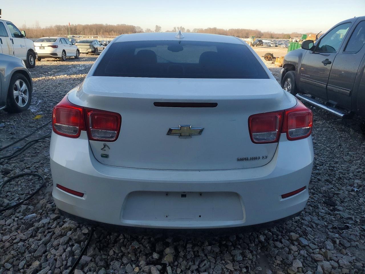2015 Chevrolet Malibu 2Lt - Image 6