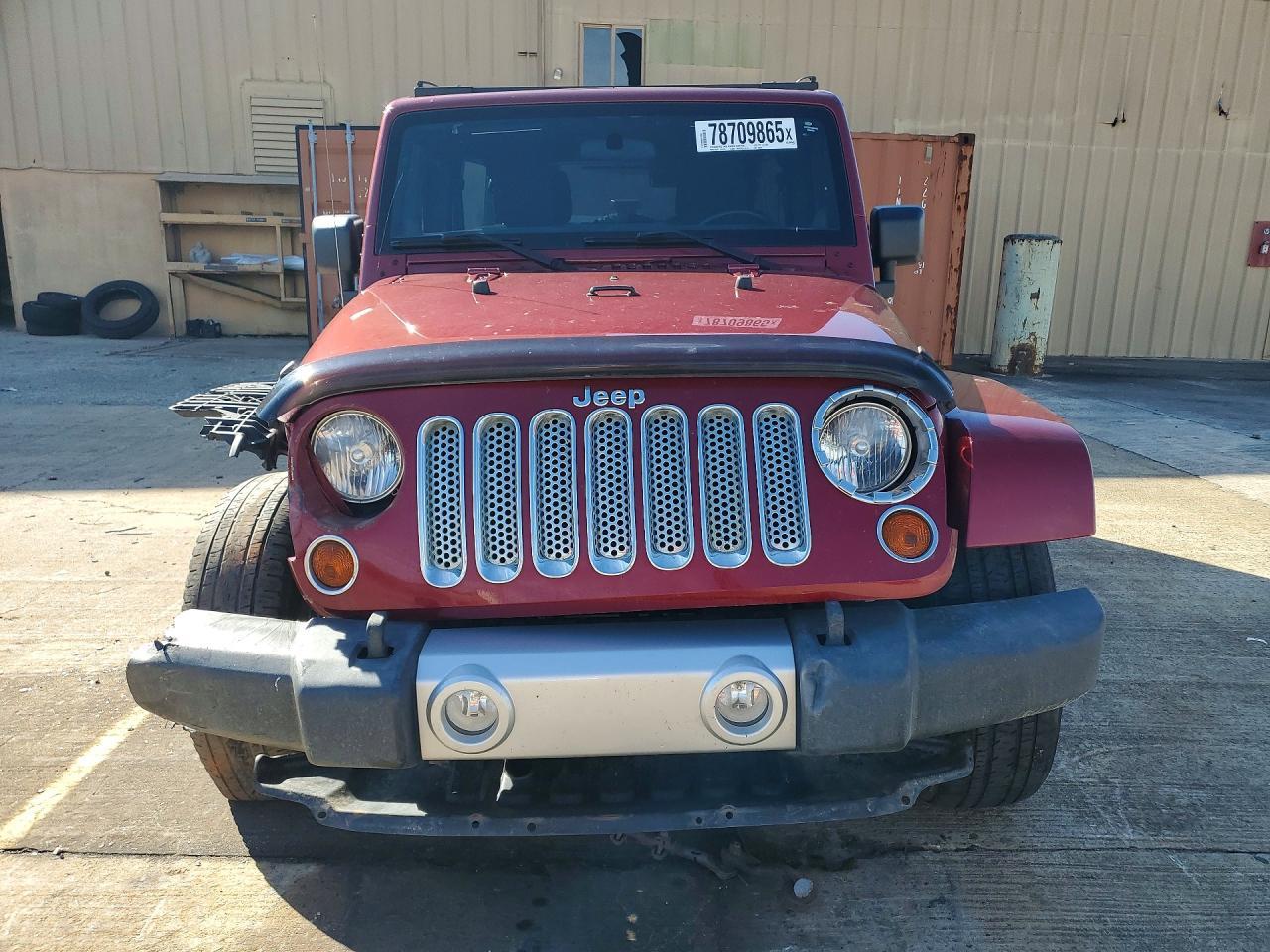2011 Jeep Wrangler Unlimited Sahara - Фото 5