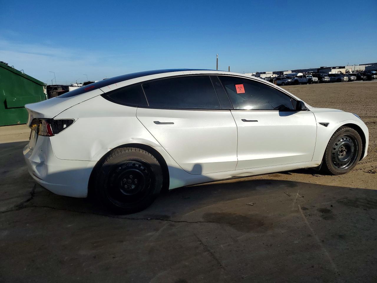 2023 Tesla Model 3 - Image 3