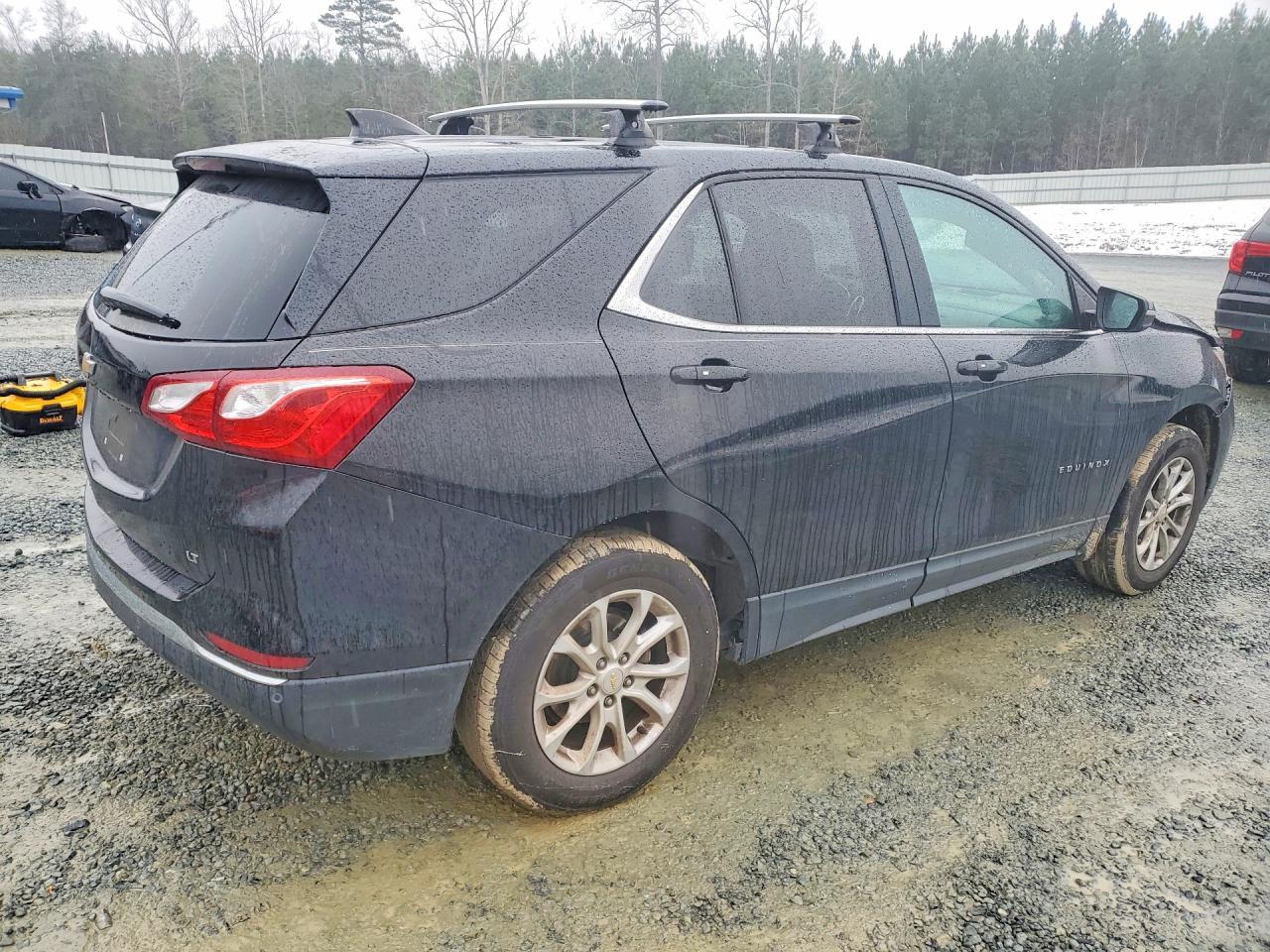 2019 Chevrolet Equinox Lt - Image 3