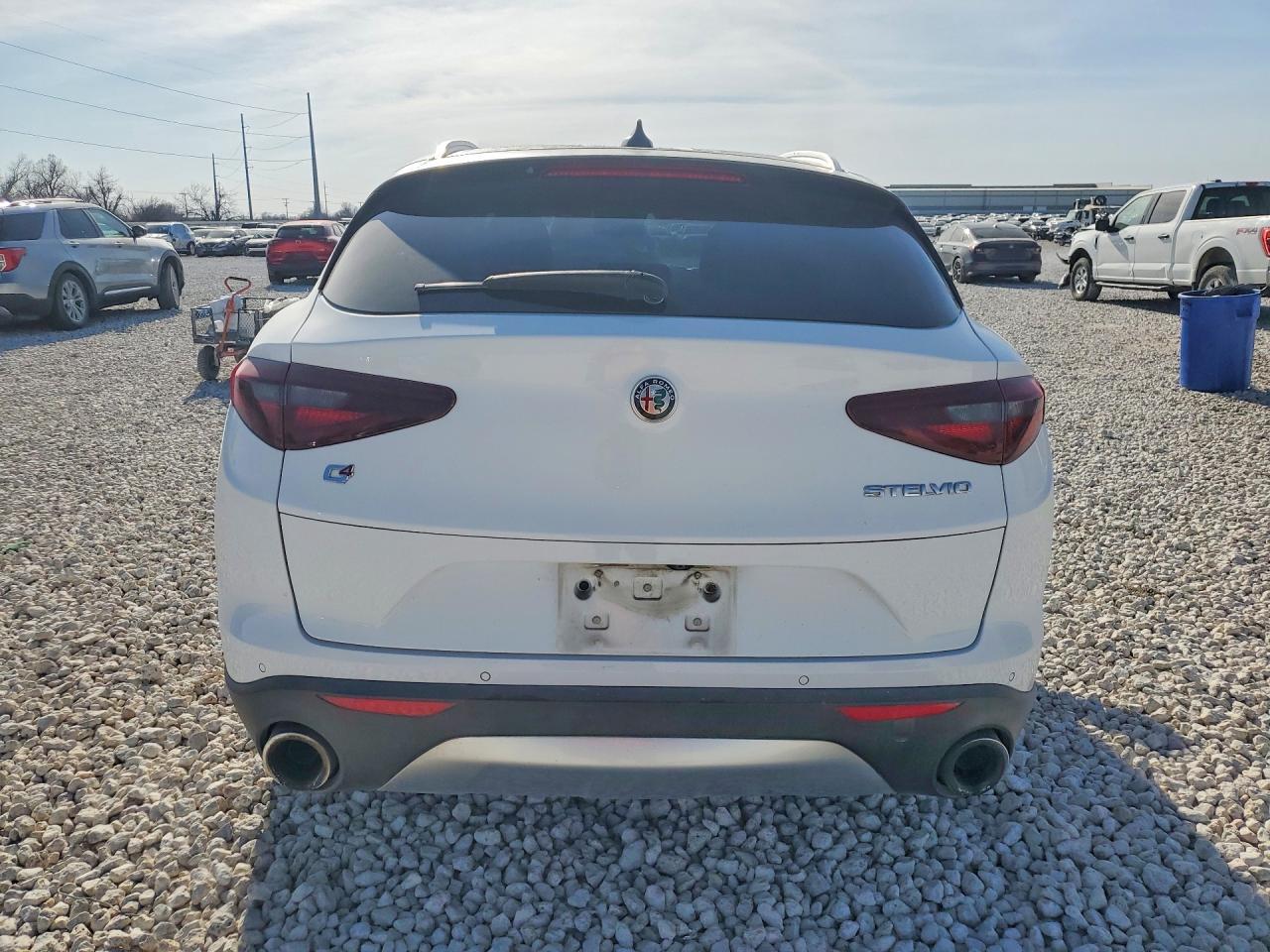 2018 Alfa Romeo Stelvio - Фото 6
