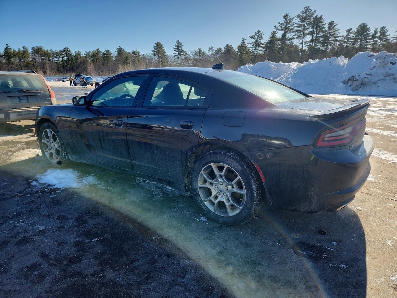 2016 Dodge Charger Sxt - Фото 2
