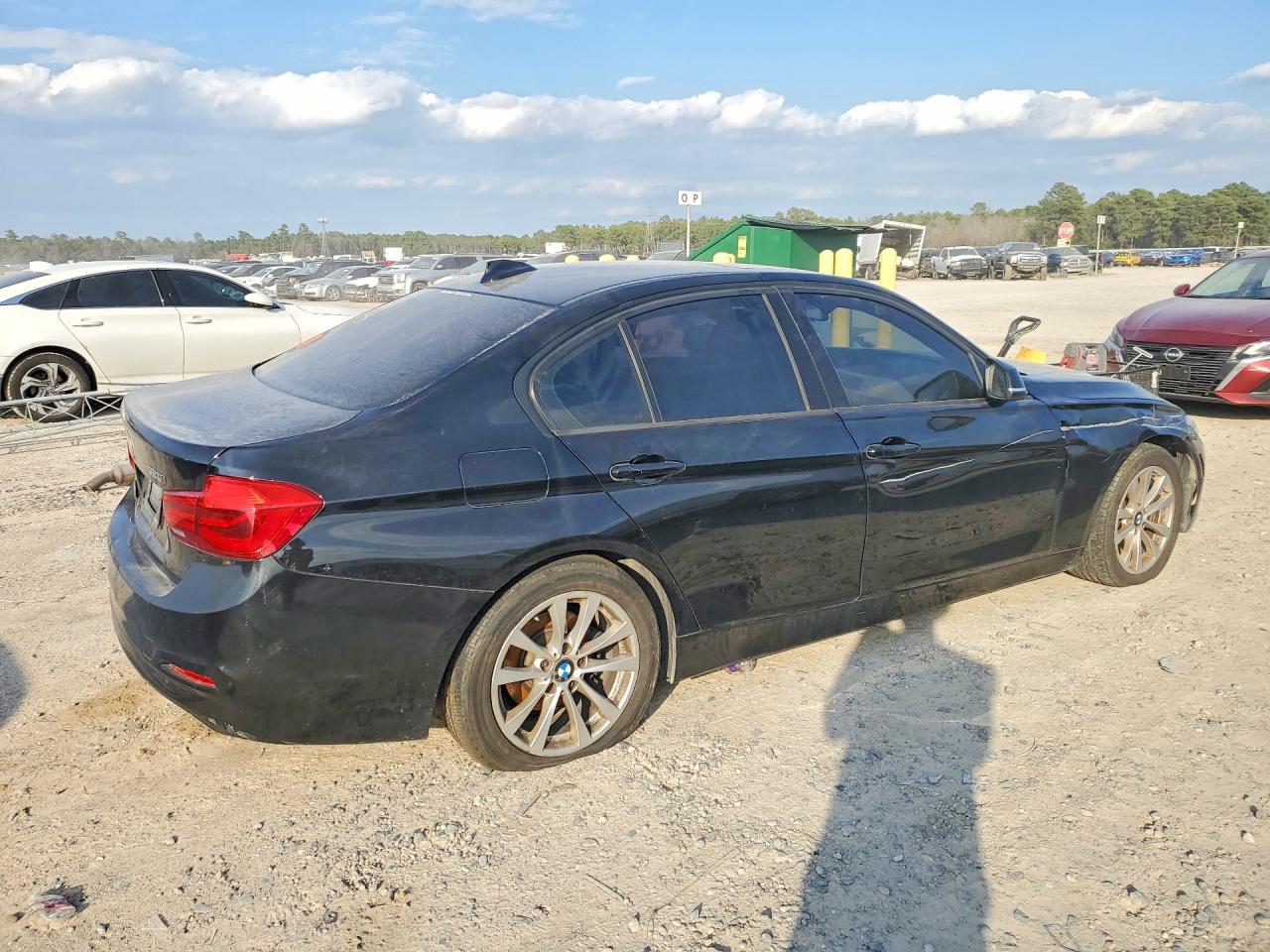 2017 BMW 320 I - Фото 3