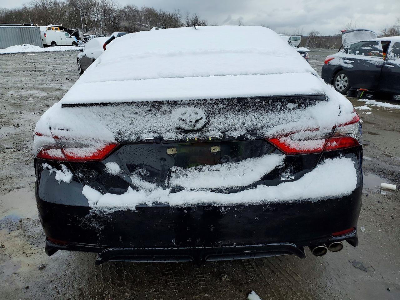 2023 Toyota Camry Se - Image 6
