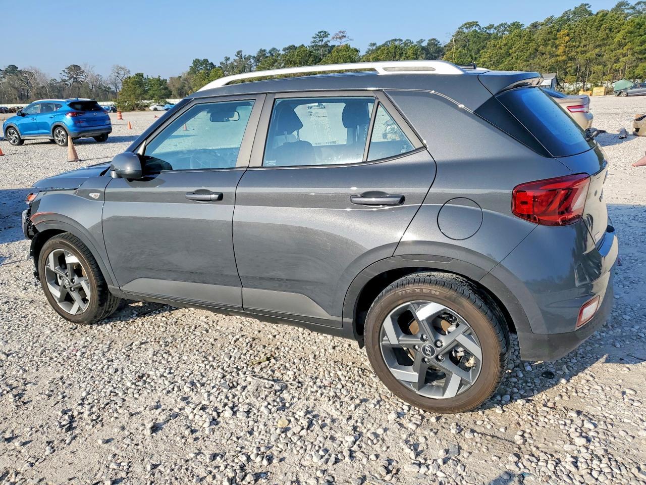 2023 Hyundai Venue Sel - Фото 2