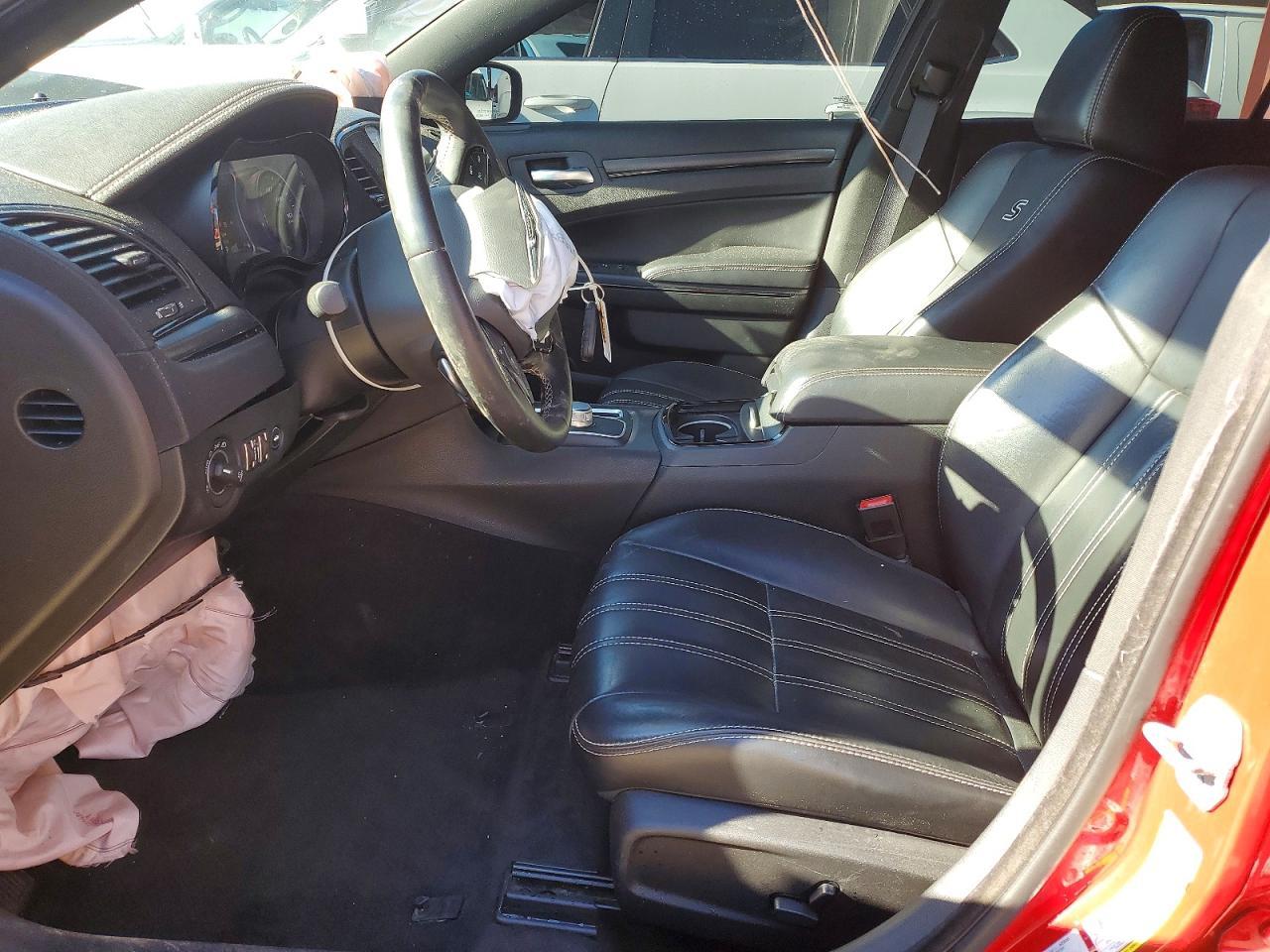 2016 Chrysler 300 S - Image 7