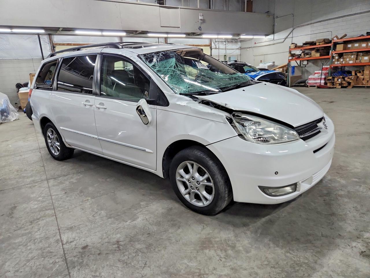 2004 Toyota Sienna Xle Limited 7 Passenger - Image 4