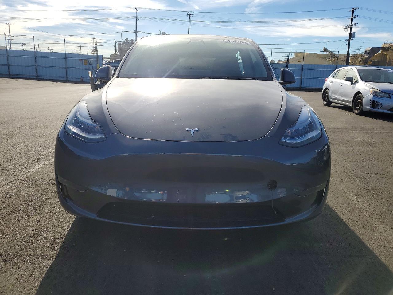 2021 Tesla Model Y - Фото 5