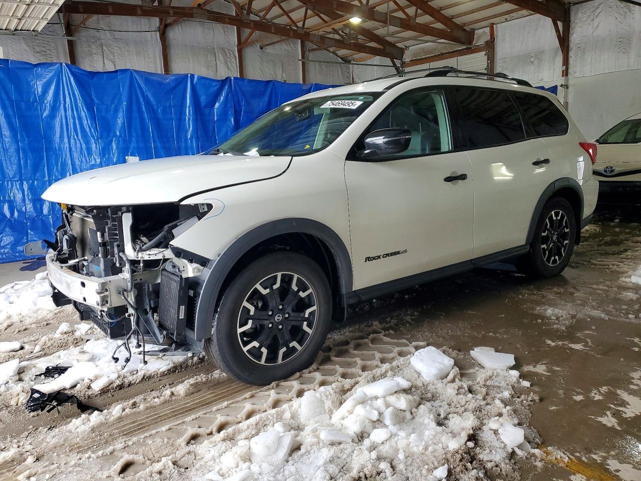 2019 Nissan Pathfinder S