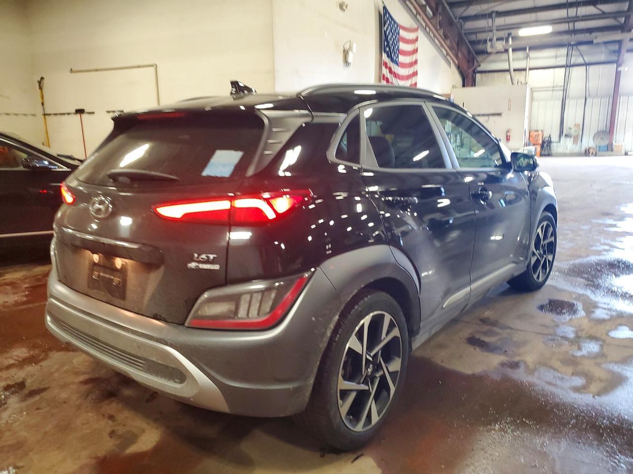 2022 Hyundai Kona Limited - Image 3