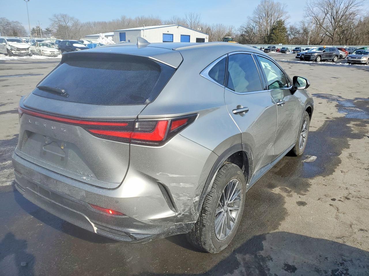 2024 Lexus Nx 350 Premium - Image 3