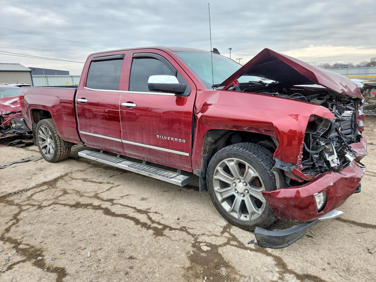 2017 Chev Silverado - Image 4