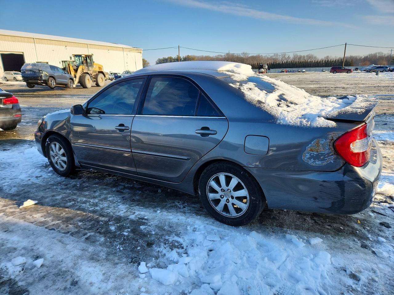2003 Toyota Camry Le - Фото 2