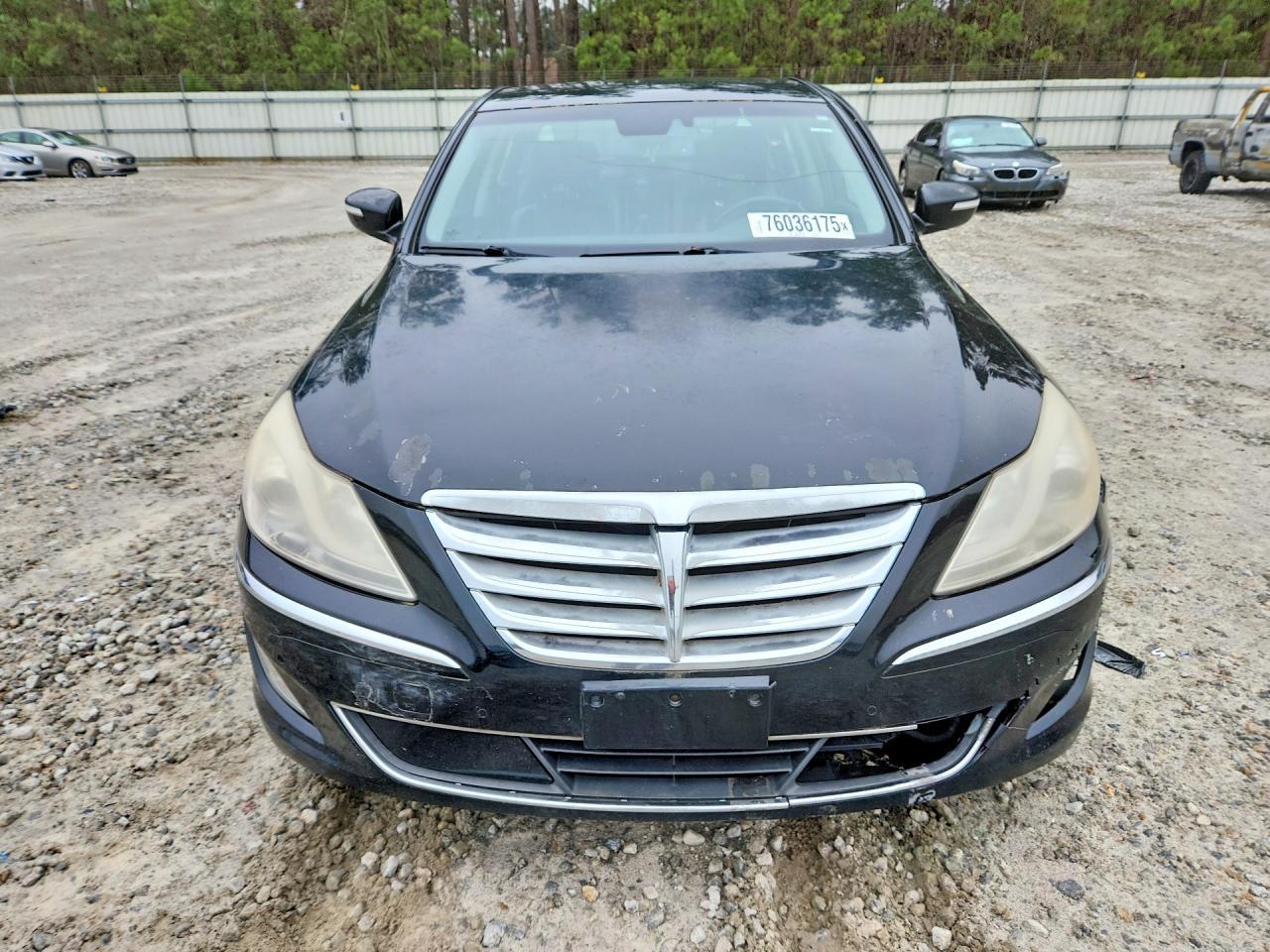 2013 Hyundai Genesis 3.8L - Фото 5